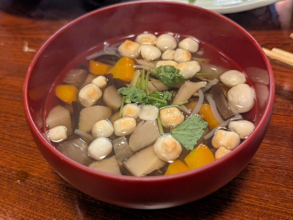 会津の郷土料理「こづゆ」の小鉢